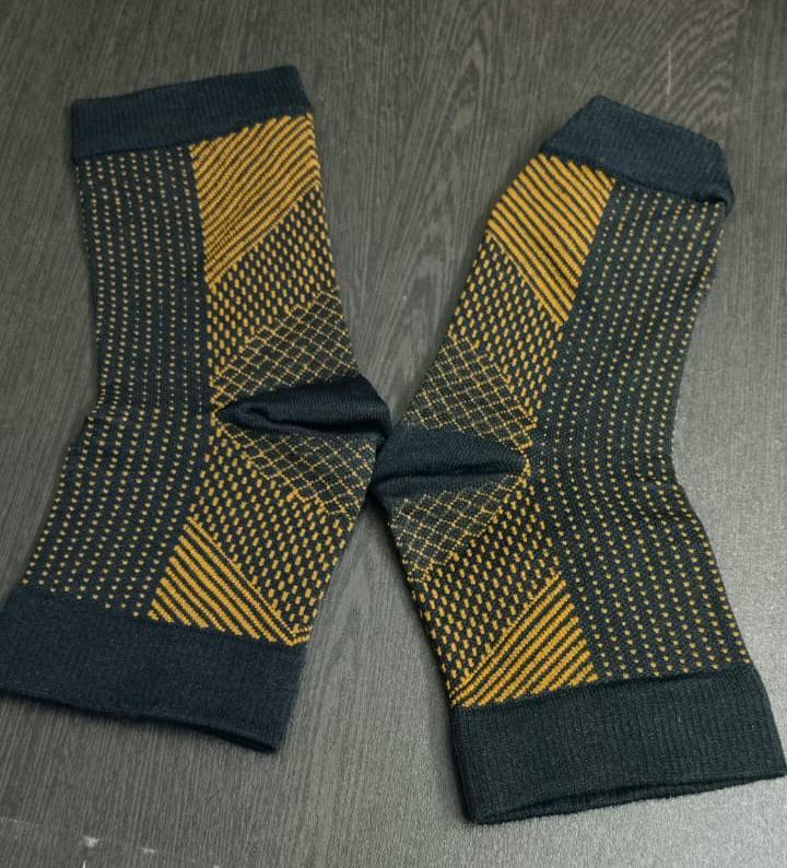 Swelling Arch Heel Socks yoga sport protect socks Pack of 2 Pair